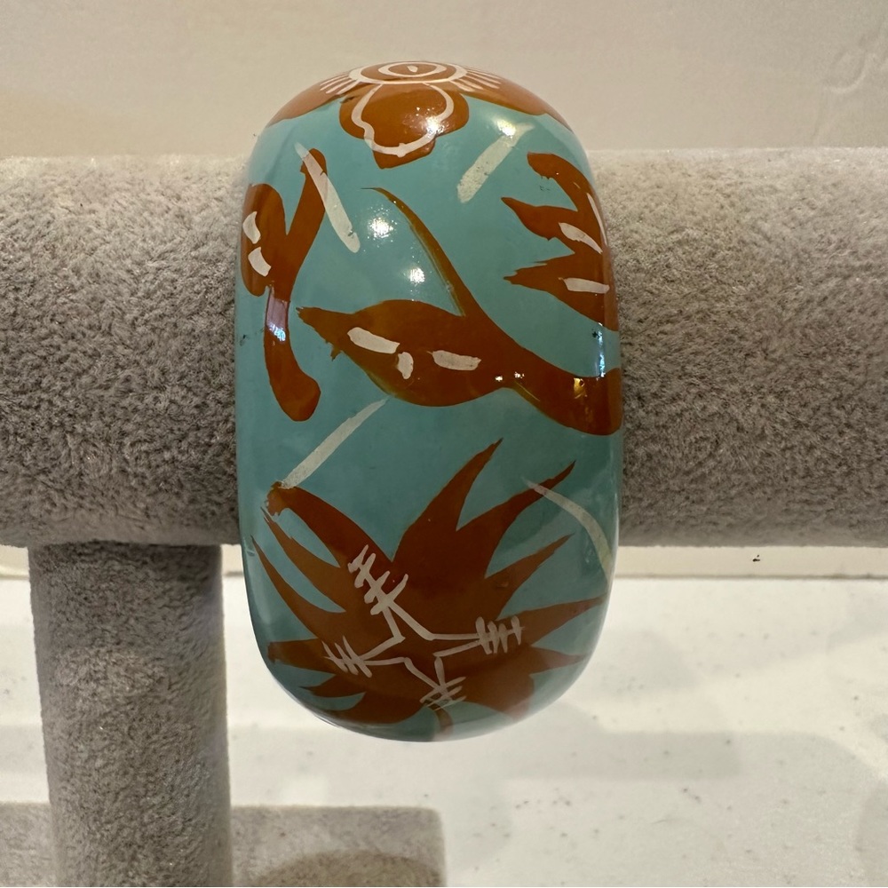 Floral print Wood Bangle Bracelet- brown & white on Aqua blue
